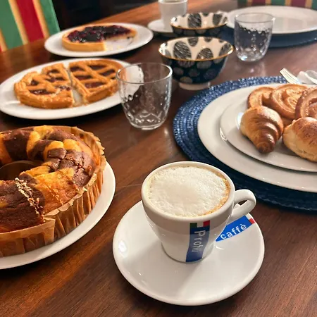 Pensión Palazzo Alibrandi 3*